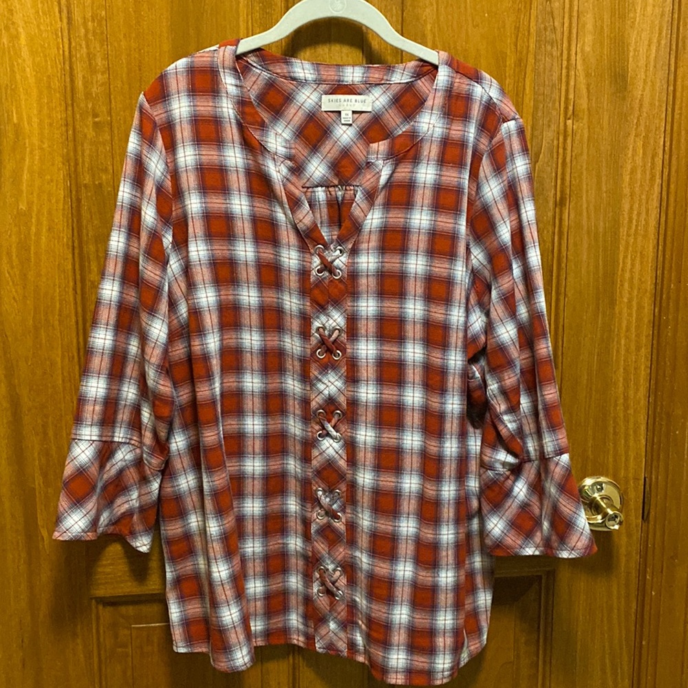 Skies Are Blue Londyn Lace-Up Detail Top Size 1X